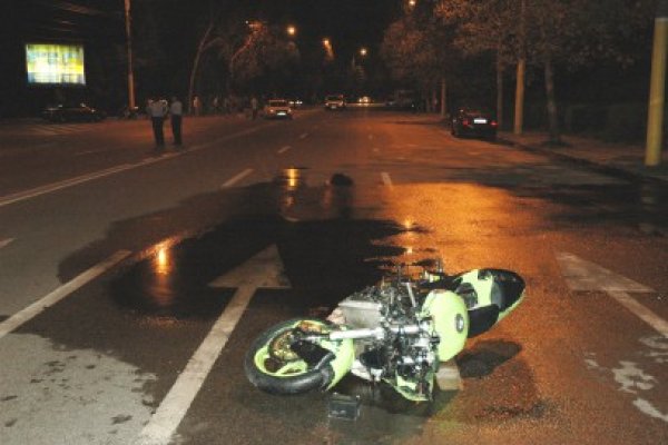 Accident mortal în Constanţa: un motociclist a sfârşit sub roţile unei maşini